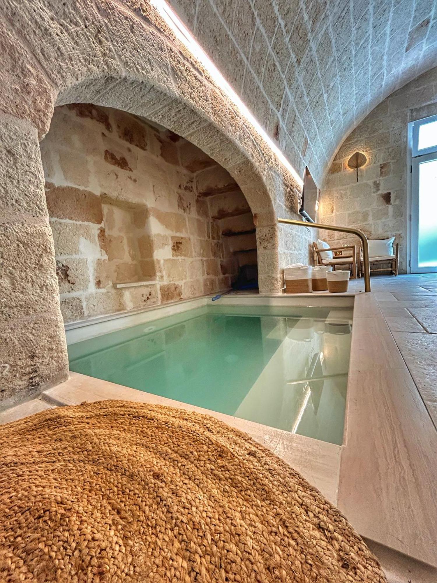 Ginpe Luxury Suite Monopoli Exterior photo